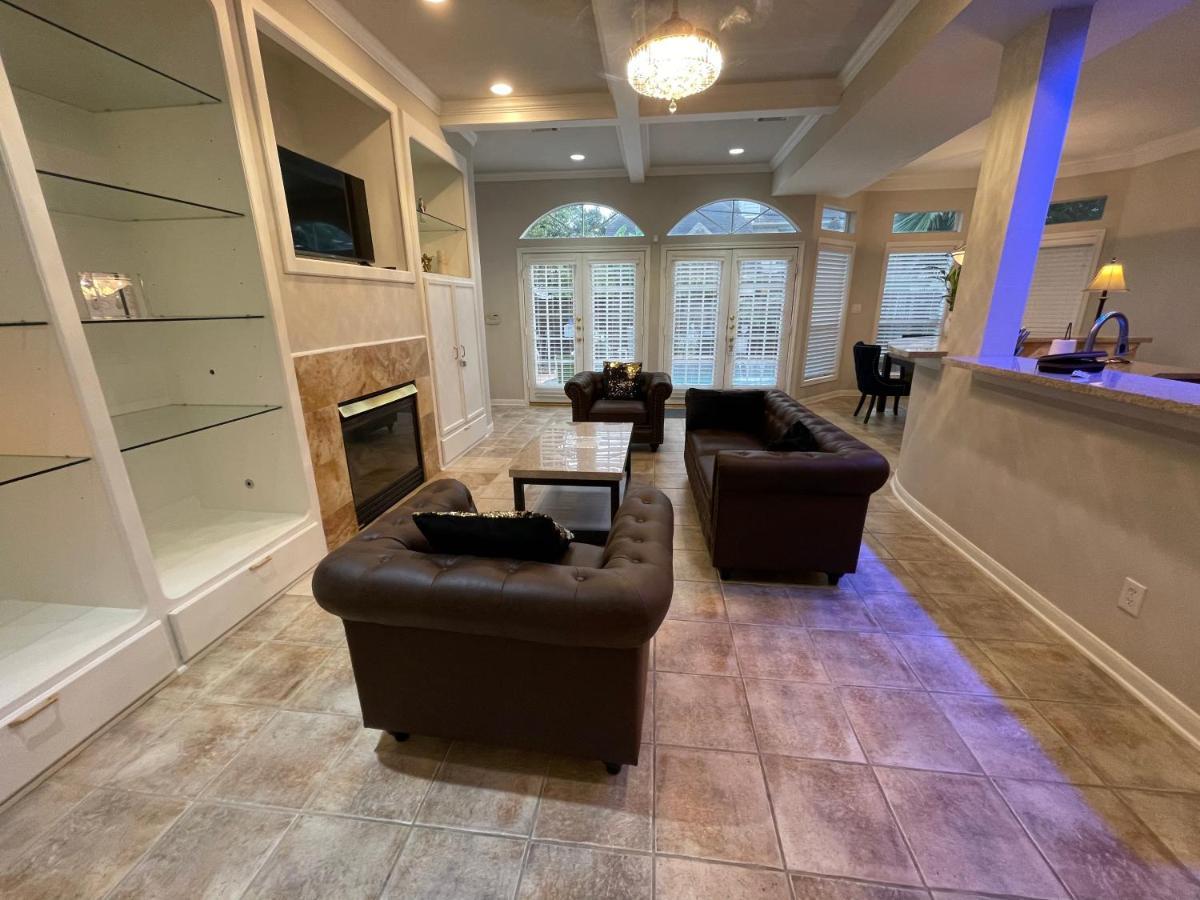 Insperit Home At Galleria With Heated Pool Spa Houston Exterior photo