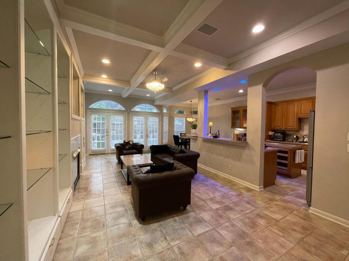 Insperit Home At Galleria With Heated Pool Spa Houston Exterior photo